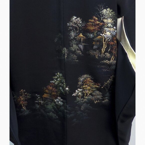 Vintage Black Silk Haori Kimono Jacket Cozy Houses & Trees Metallic Landscape - Picture 6 of 11